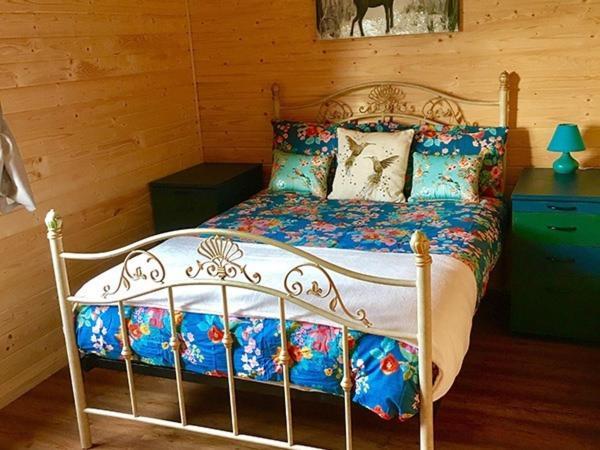 בוסטון Lakeside Fishing Lodges מראה חיצוני תמונה